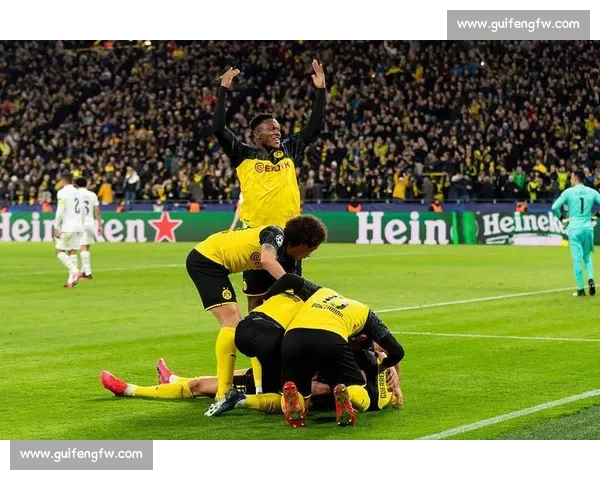 剑南春见证绝杀时刻!多特 96 分钟 1-0 科隆,拜尔救主马拉失单刀 剑南春见证绝杀时刻!多特 96 分钟 1-0 科隆,拜尔救主马拉失单刀