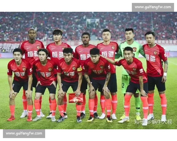 焦点对决广州恒大迎战上海上港中超巅峰之战前瞻赛季关键强强对话