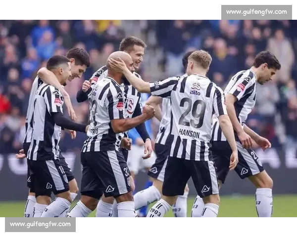 欧战焦点对决乌德勒支vs圣彼得堡实力与走势前瞻解析全面观察